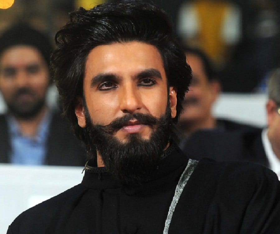 What Ranveer Singh Has to say about Ranbir Kapoor & Mahira Khan's virtal pictures