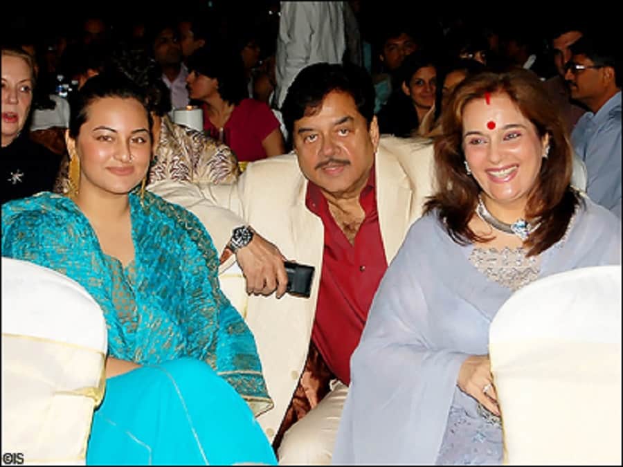 hritik roshan sonakshi sinha and celebrity suffering from disease in their childhood