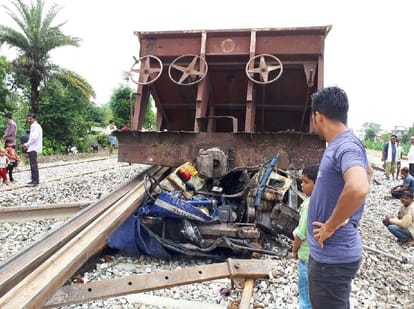 reason behind train run without engine trek