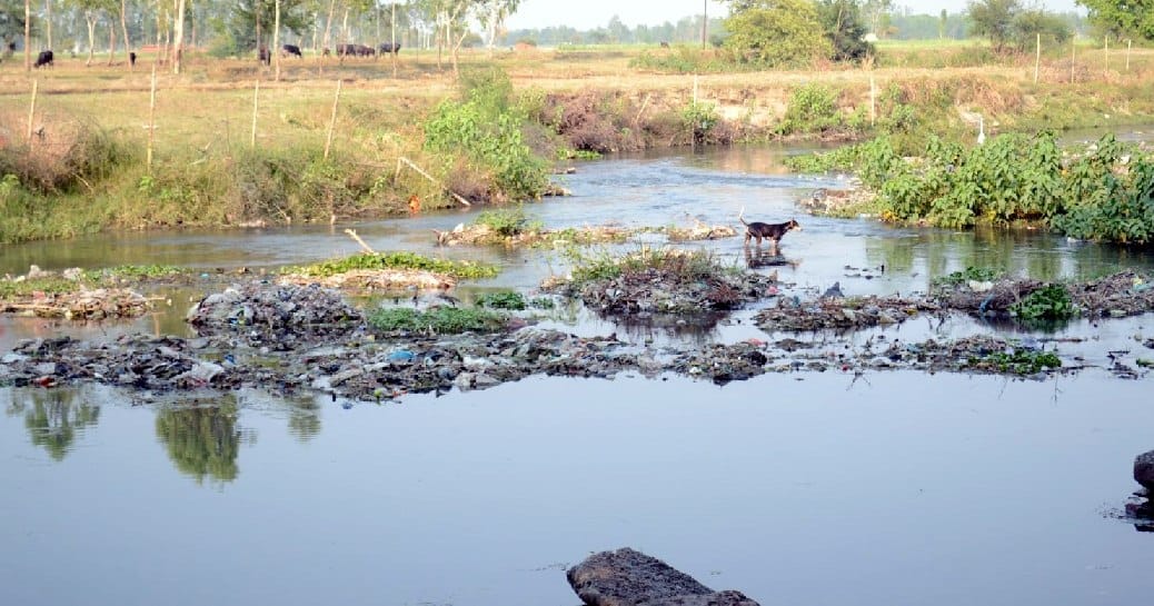  The existence of the breach and kandava river pollution in crisis