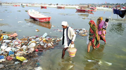 so many constructions in hundred meters radius of ganga