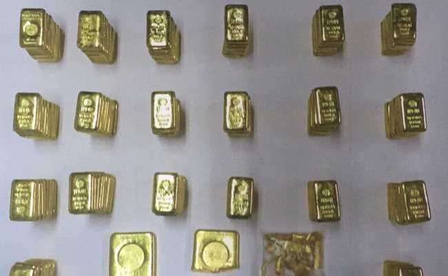 Directorate of Revenue Intelligence has arrest a man with gold