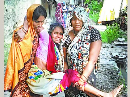  A dalit family get beaten in sultanpur.