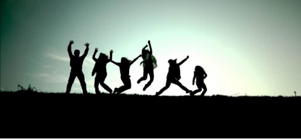 husband can do this little efforts to save wife's friendship with her friends