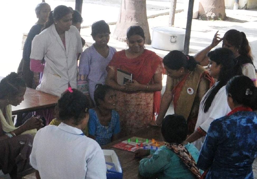 Nari Niketan samvasini protest in dehradun 