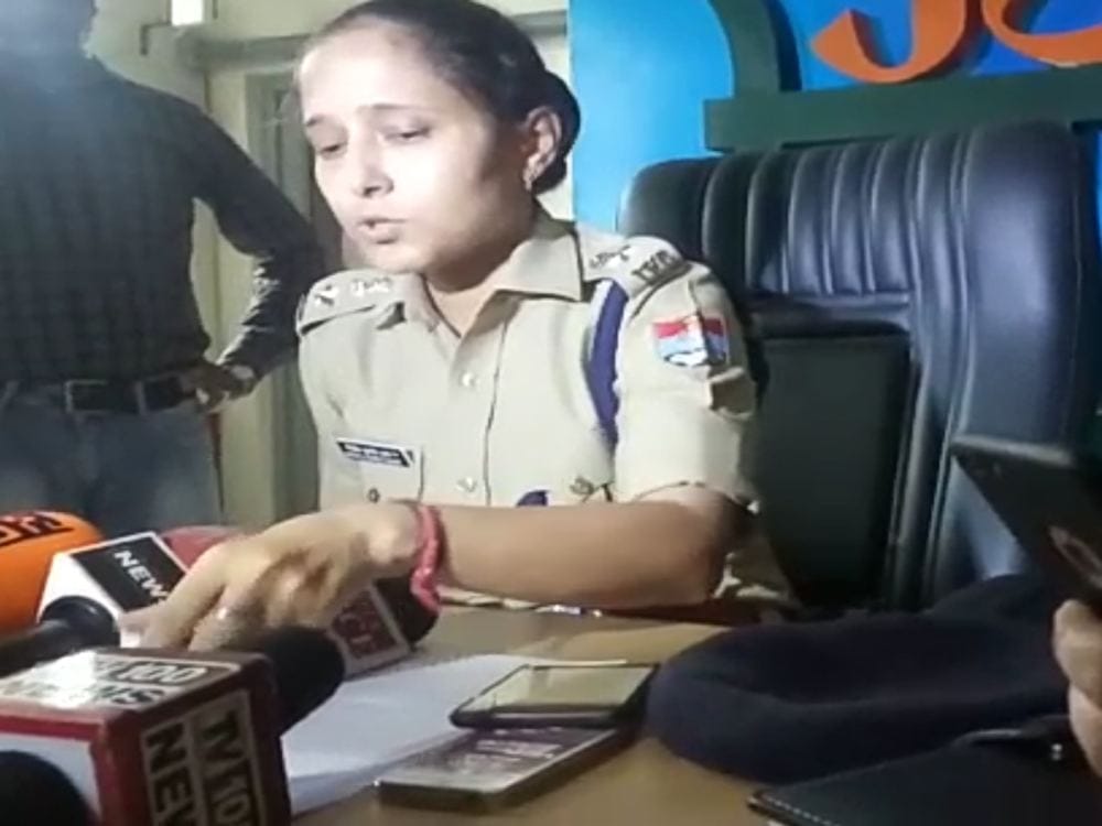 after Pulwama Terror Attack kashmir student offensive msg become viral