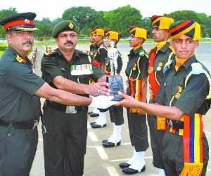233 soldiers take country's defense