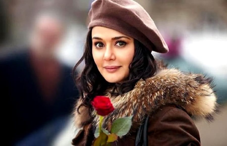 Punjab team owner preity zinta make havan ritual quietly Ways at PCA stadium
