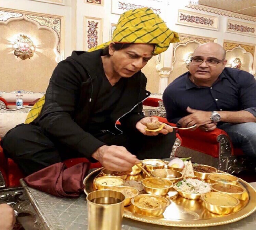 Shah Rukh Khan this Rajasthani look will make you surprise 