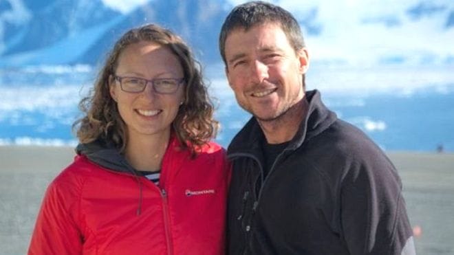  Why is this couple planning marriage on the South Pole?