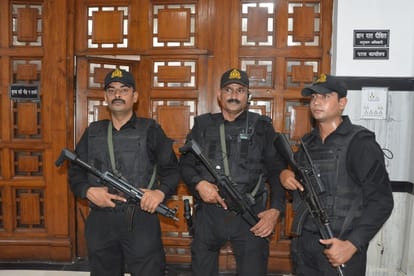 bullet proof cabin for security of vidhansabha.