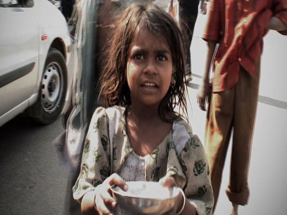 minor girl from sambhal caught by police in Haridwar