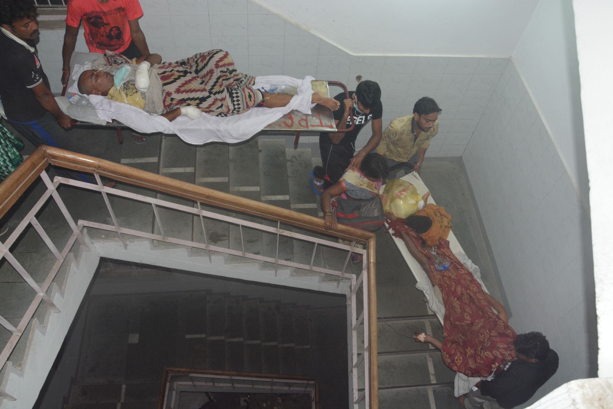  Pics of fire in trauma center in lucknow