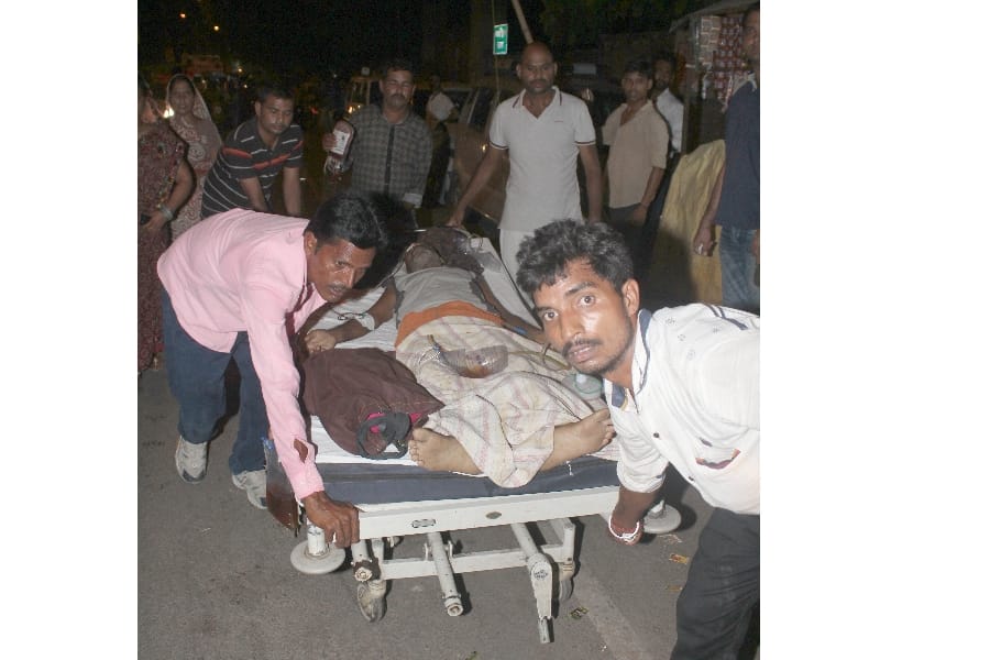 Pics of fire in trauma center in lucknow