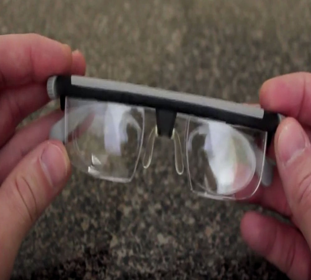 These special lens will make you tension free from changing eyes lens repeatedly