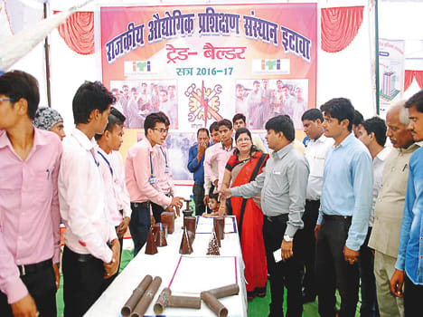 agni misile and jcb model becomes the centre of attraction