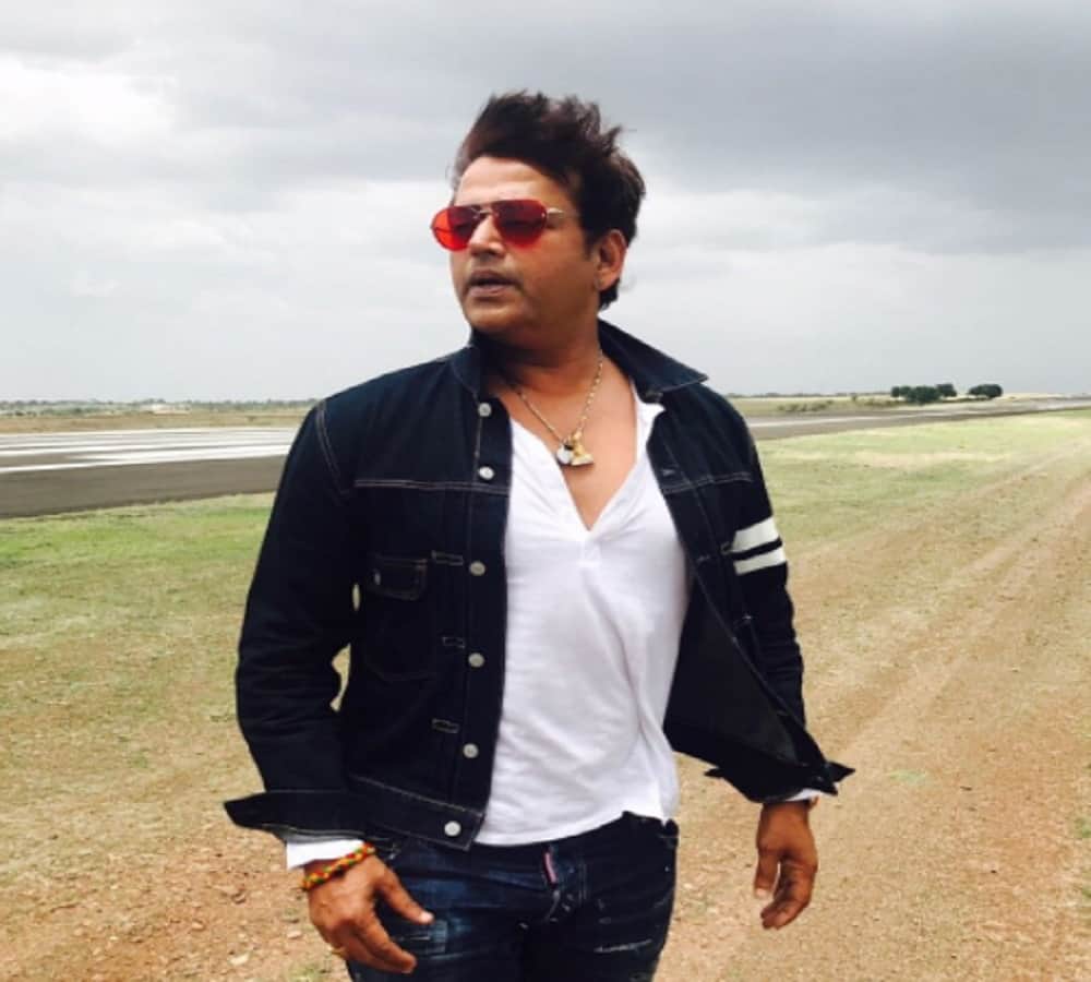 amitabh bachchan family discuss bhojpuri star ravi kishan 