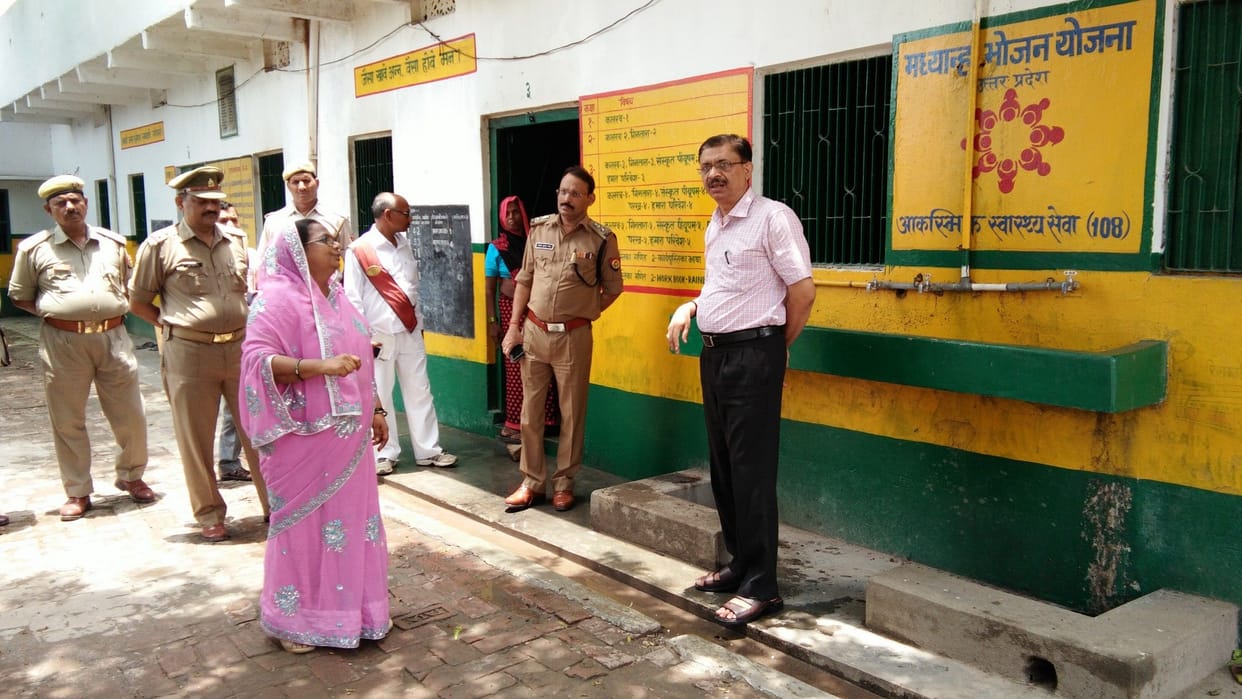 दो प्रधानाध्यापक को बीएसए ने किया निलंबित
