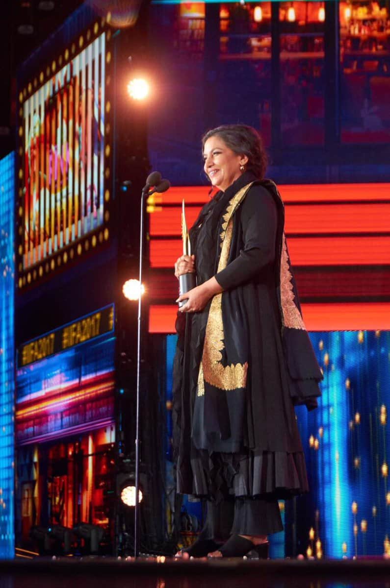 IIFA Awards 2017 Shabana gets Best Supporting Actress Award For Neerja
