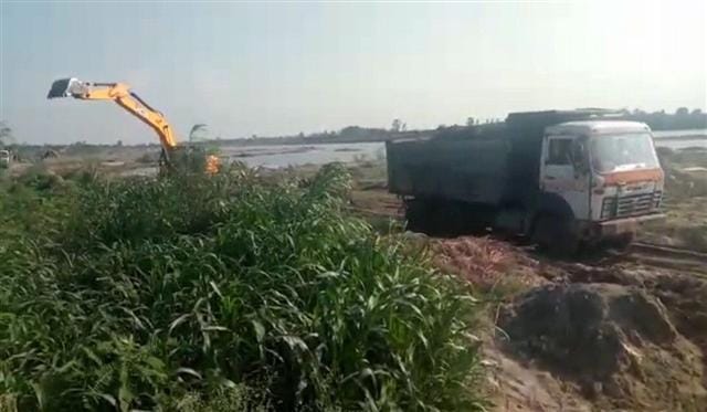 Illegal miners killed the army on the pistol