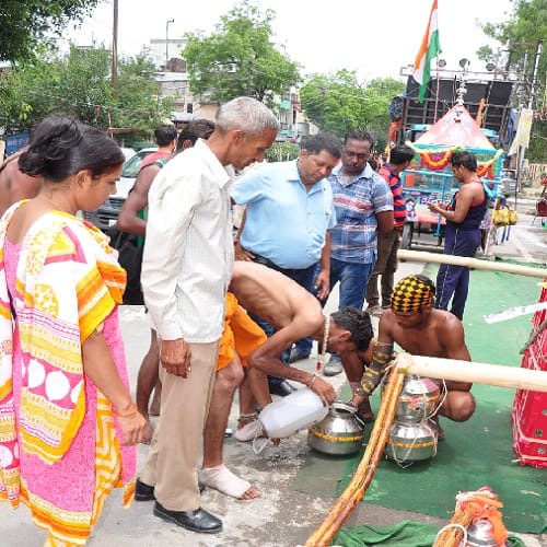 ...when the burqa kicked off Gangajal, view Photos