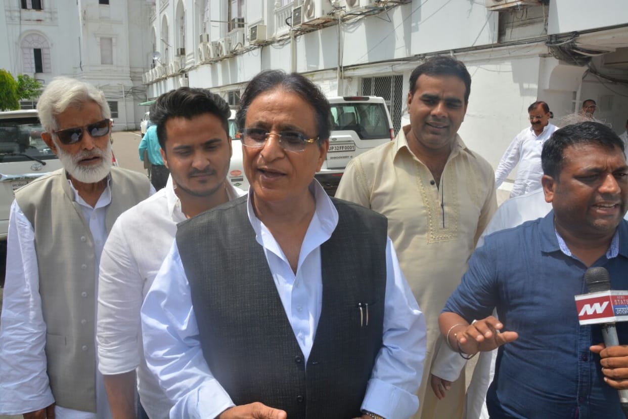  azam khan raises question on modi and yogi over security of Uttar Pradesh assembly.