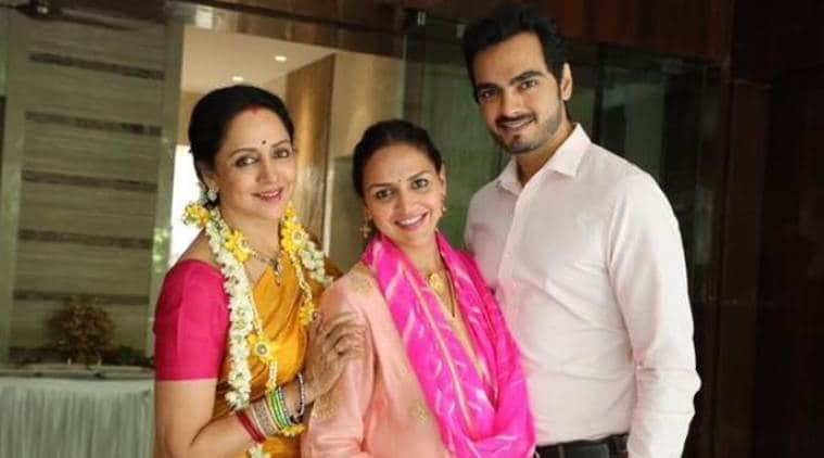 Esha Deol Maternity Photoshoot In Greece, look at the pictures