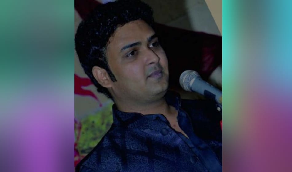 attack on comedian deepak saini in parking dispute, saved his life by hiding in shop