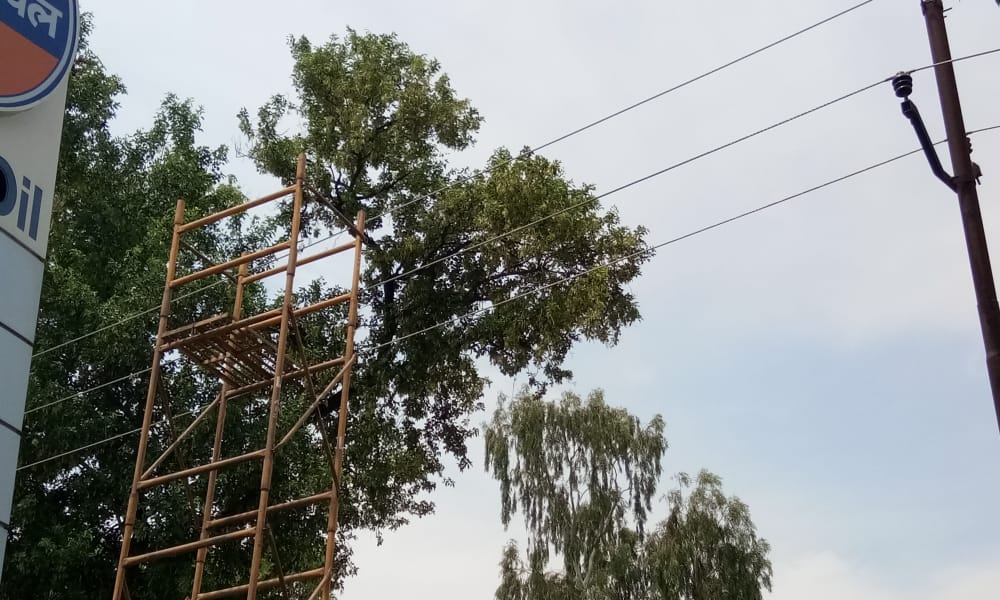three workers of Odisha died in agra due to electric current