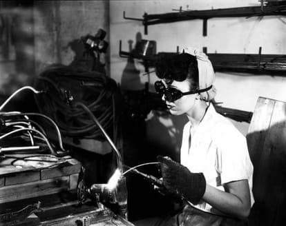  Important contribution of girls in making the world's first atom bomb