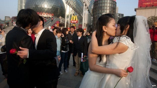 Homosexuals in China, people fierce on Vibe