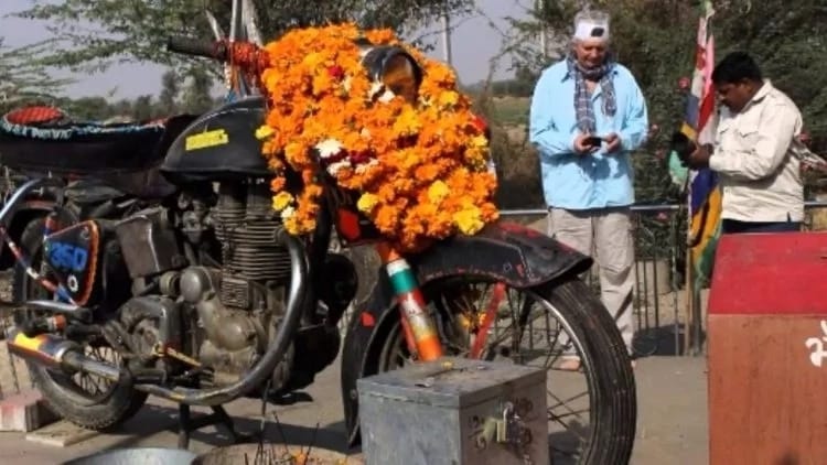 Story behind Om Banna Temple of Rajasthan where motorcycle Royal Enfield Bullet is worshiped