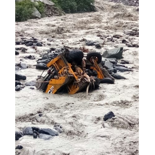 Himachal Pradesh heavy rain cause damage in chamba