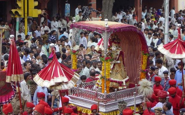 Preparations for Teej in Jaipur