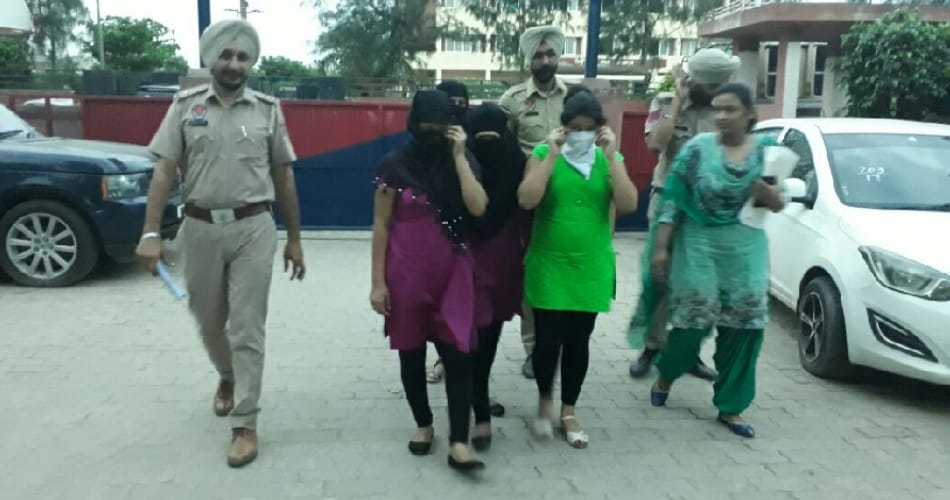 zirakpur silver city sex racket, four girls arrested