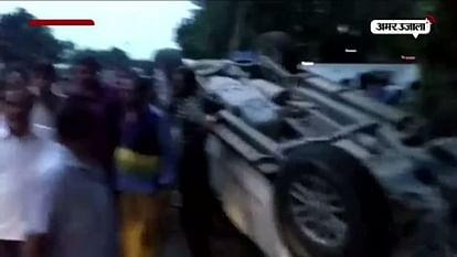 GOONS RUNAWAYS INFRONT OF POLICE IN PANCHKULA 