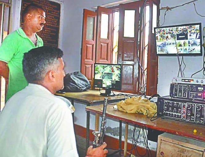 Baghpat divid in threezonas, six sector