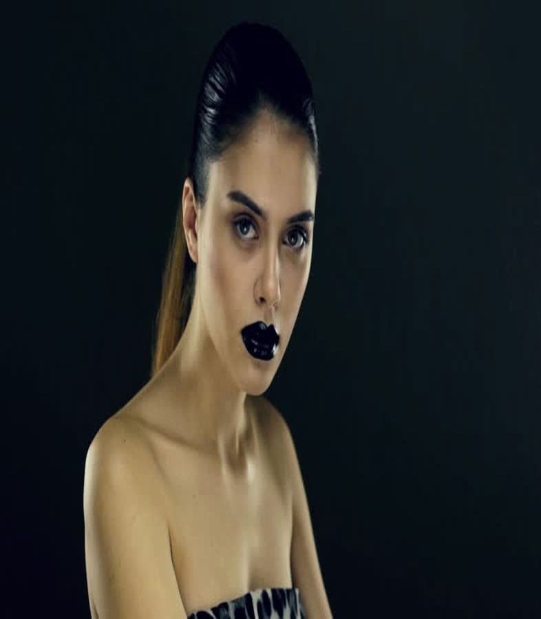 Want to have rosy lips then adopt this tremendous recipe
