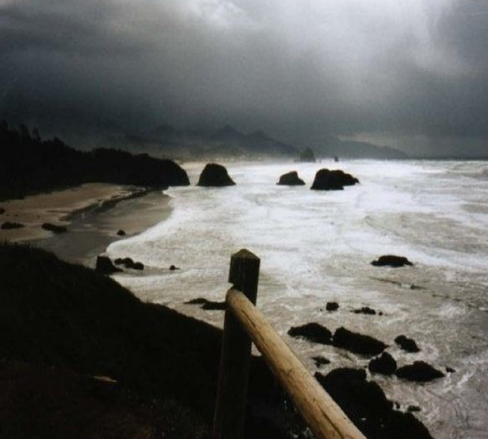 Know everything about Gujarat Dumas beach super