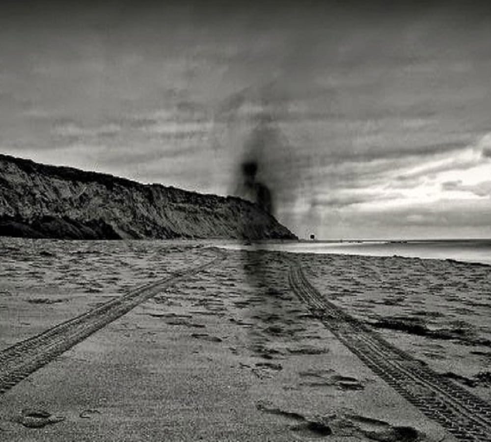 Know everything about Gujarat Dumas beach super