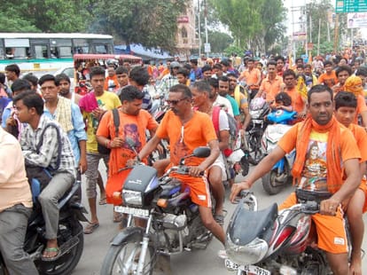 highway block due to kanwar yatra and traffic jam