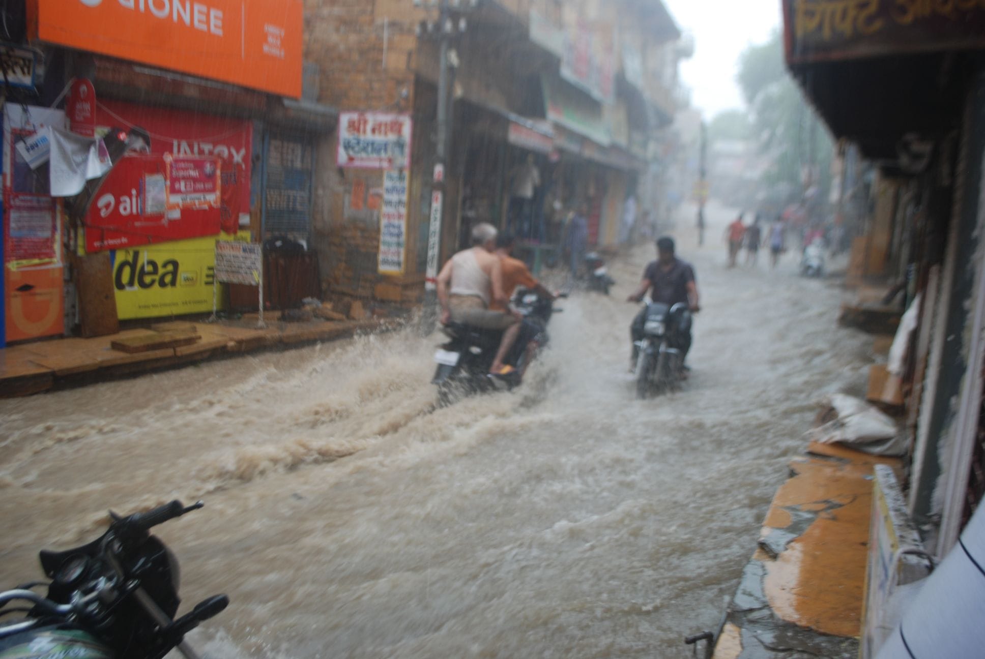 heavy rainfall in jaisalmer creates flood like situation 