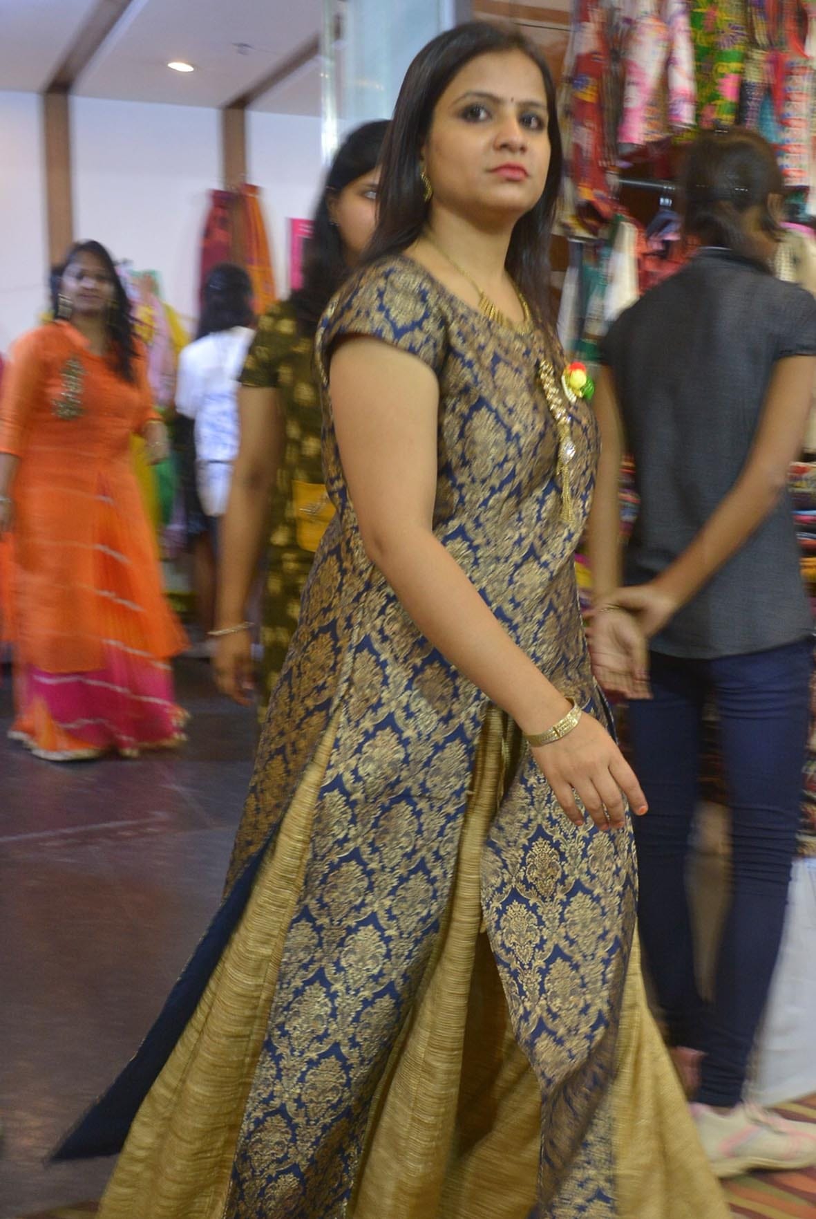 kurti with skirt fashion trend in varanasi