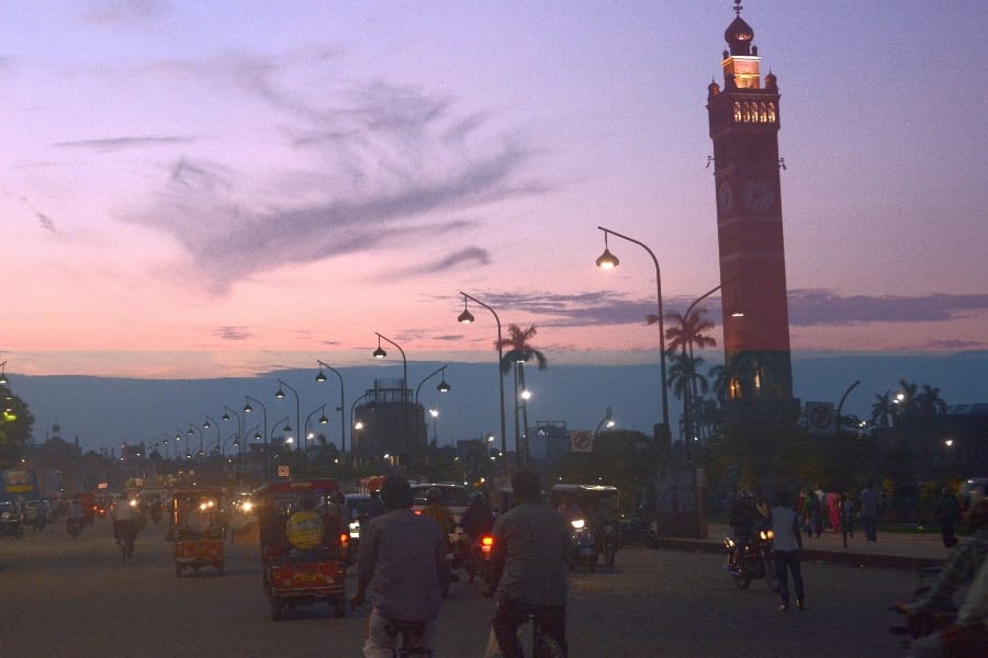 Pics of old Lucknow.