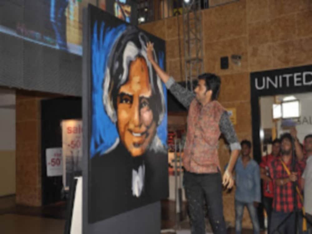 vilas nayak incredible speed painting live performance 