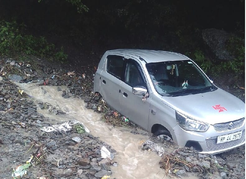 One Boy Drown in Flood, Heavy rainfall in himachal.