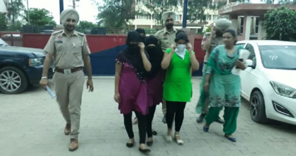 zirakpur silver city pearl saloon sex racket busted