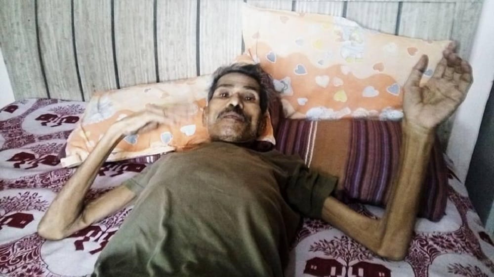 Jolly LLB 2 actor Sitaram Panchal suffering from cancer, seeks help at facebook