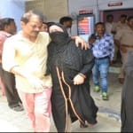 थाने में लड़की के परिजन
