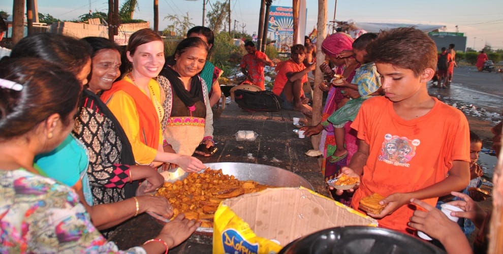 Foreign women doing service